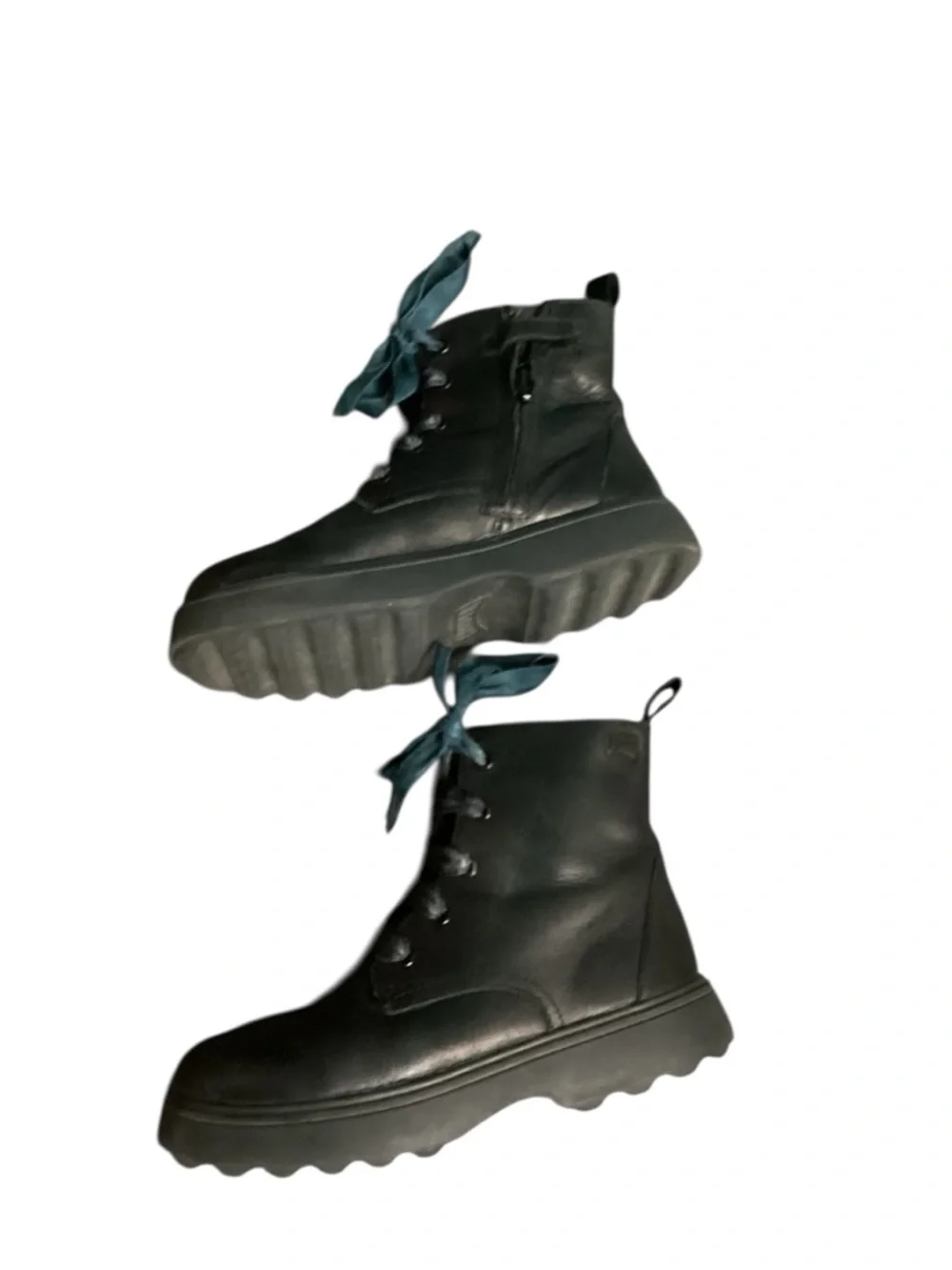 Twins leather ankle boots